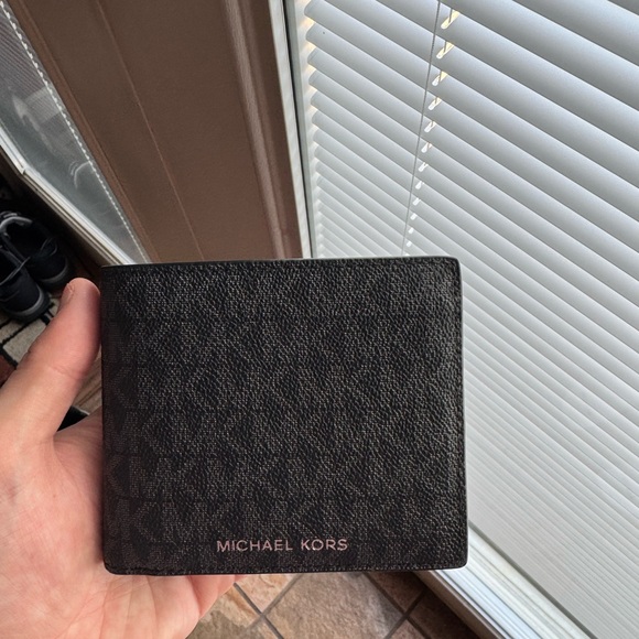 Michael Kors Black Wallet for Men - Picture 1 of 2